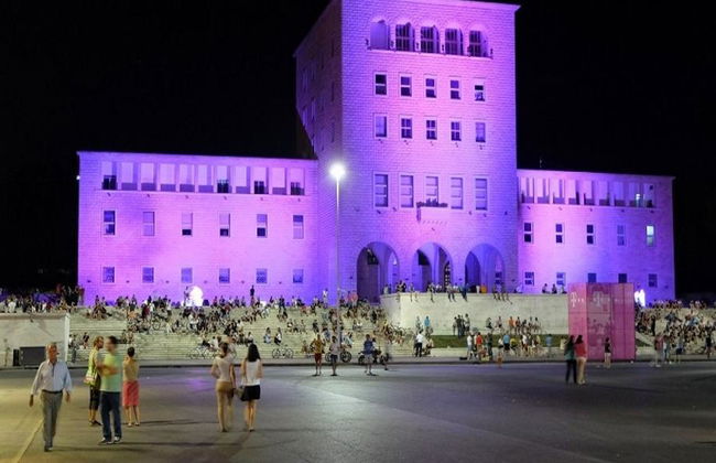 Paseo nocturno por Tirana - Foto 3